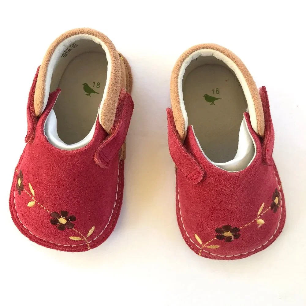 Pipit Eco-Friendly Suede Floral Baby Shoes